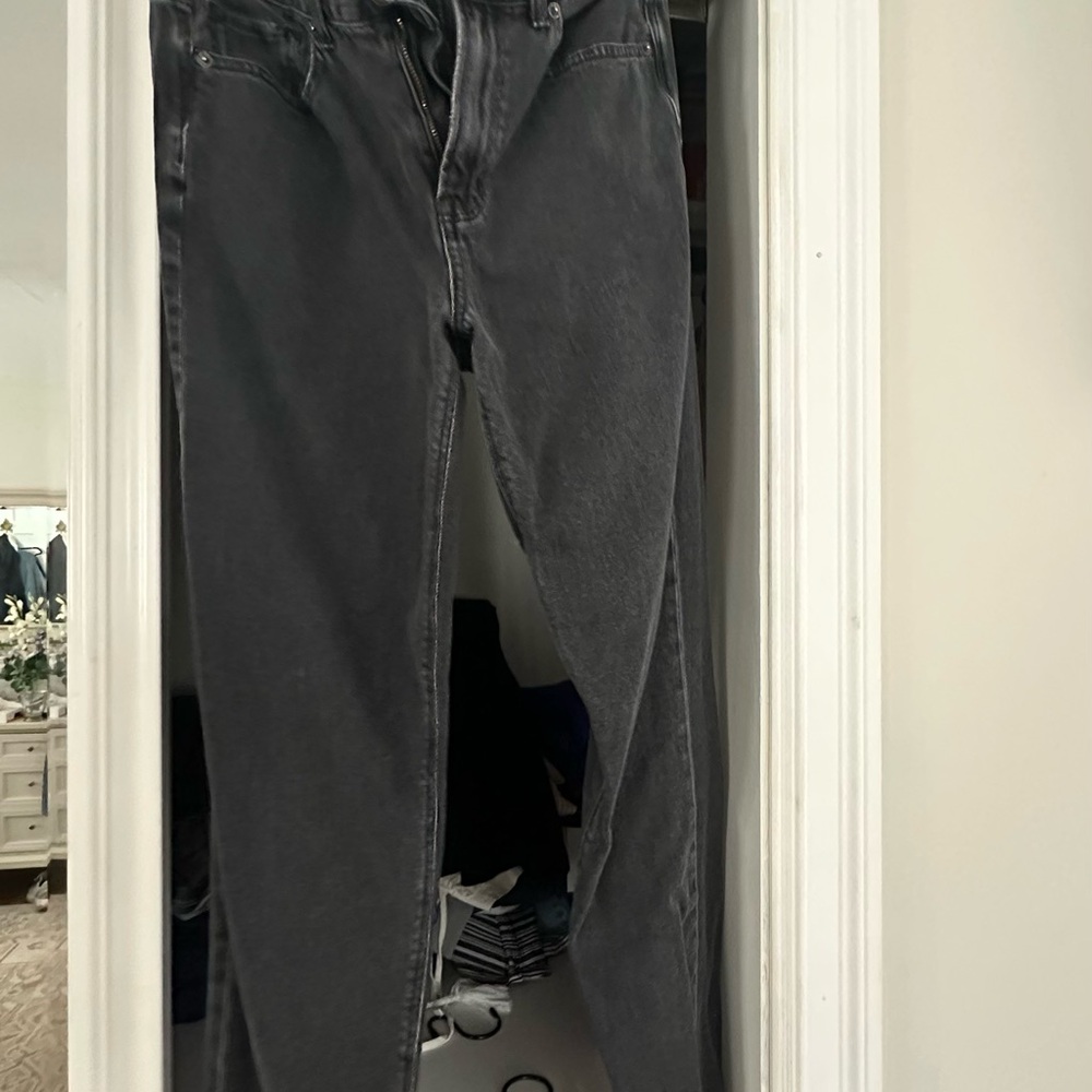American Eagle Outfitters Women's Gray Straight Leg Jeans